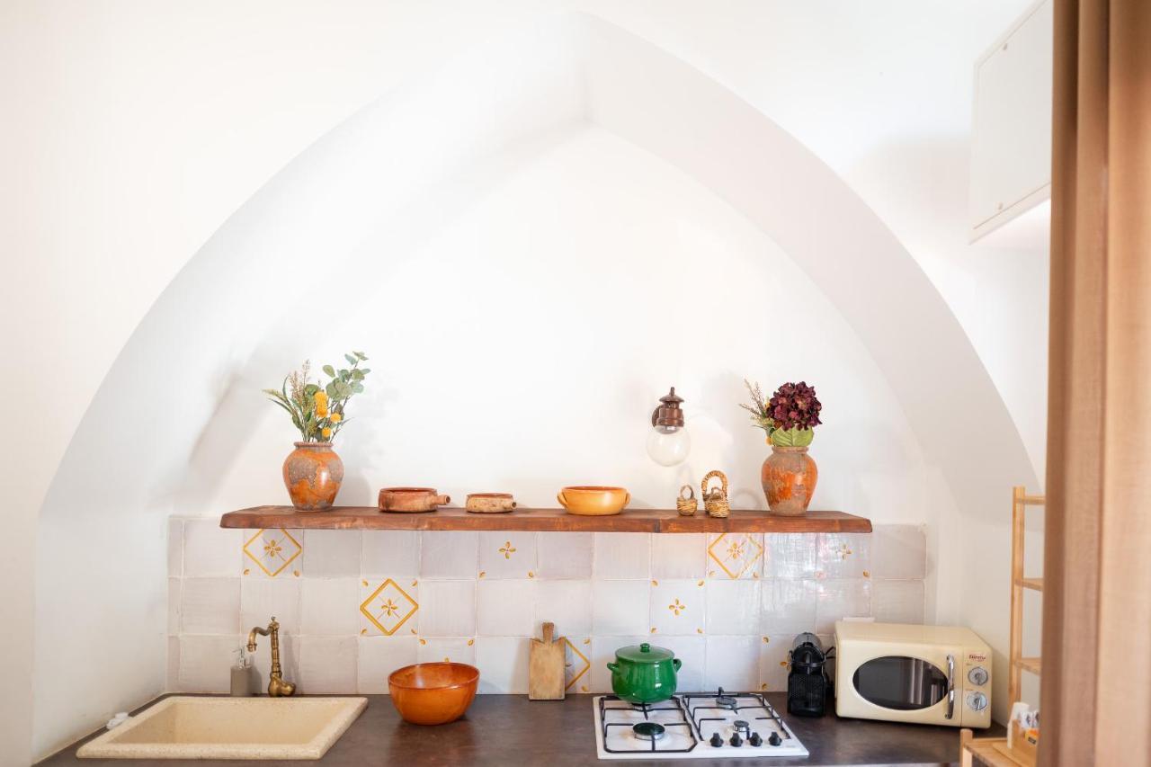 דירות מילאנו Casa D'Arte Siciliana מראה חיצוני תמונה